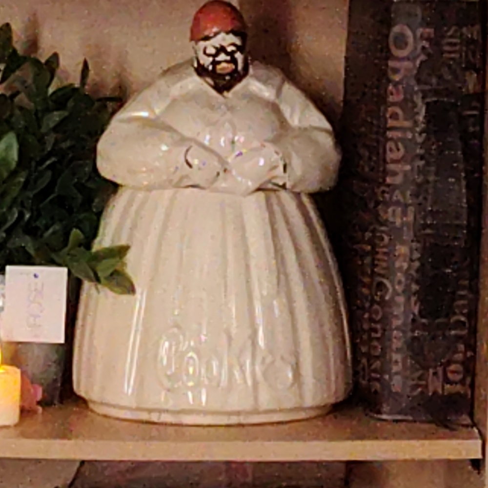 Ceramic Cookie Jar with Red Hat Aunt Jamima 1940 McCoy - Picture 2 of 2